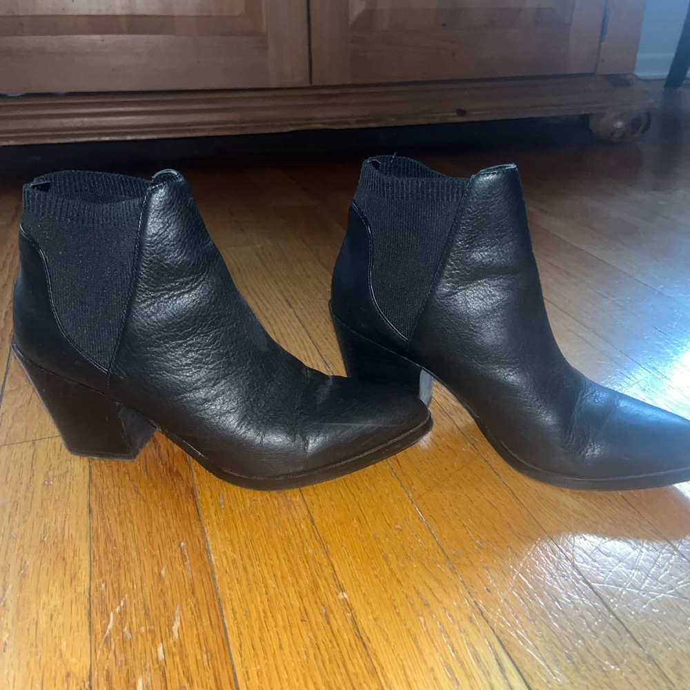 Steve Madden Ankle Bootie